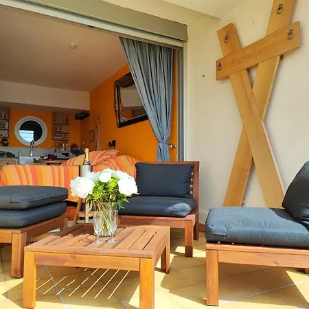 Au Bois Joli, Village Naturiste - Grande Terrasse Face A La Agde
